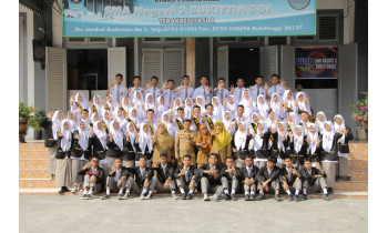 Pelantikan Kepengurusan MPK/OSIS dan Ekstrakurikuler SMA Negeri 2 Bukittinggi Periode 2023/2024