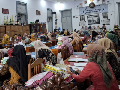 Rapat Komite Bulanan Awal Semester Genap